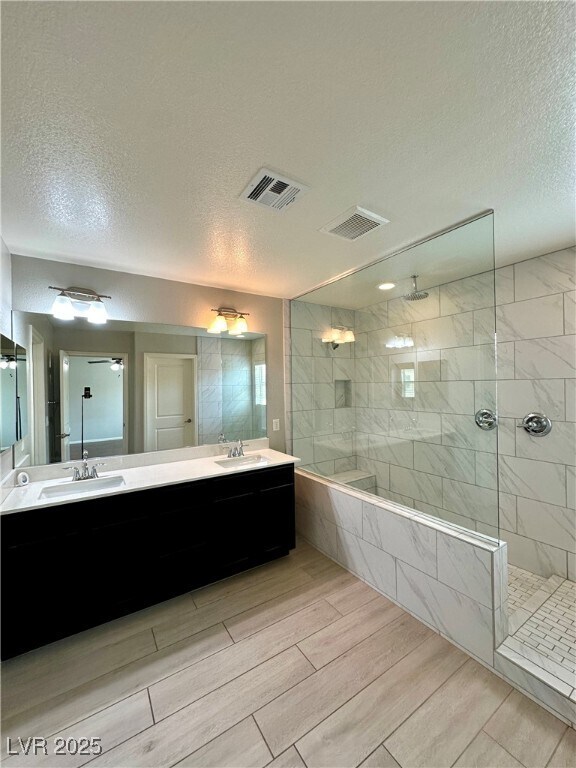 Building Photo - 9527 Ridgeglen Ct