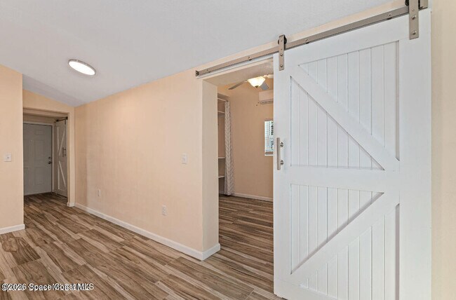 Building Photo - 1460 Guava Ave