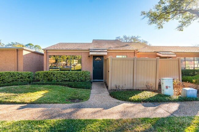 Building Photo - 2445 Briarwest Blvd