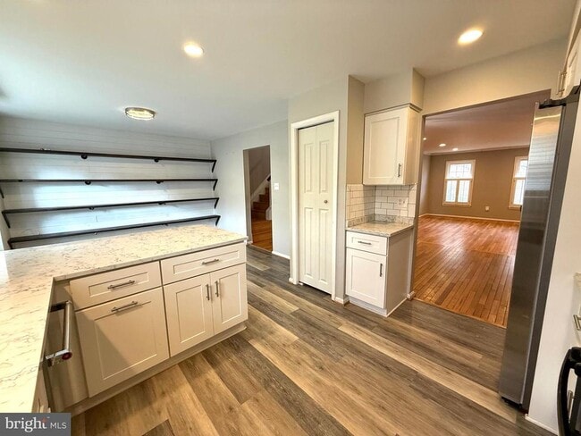 Building Photo - 7773 Shootingstar Dr