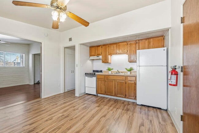 Building Photo - 4315 N Flowing Wells Rd