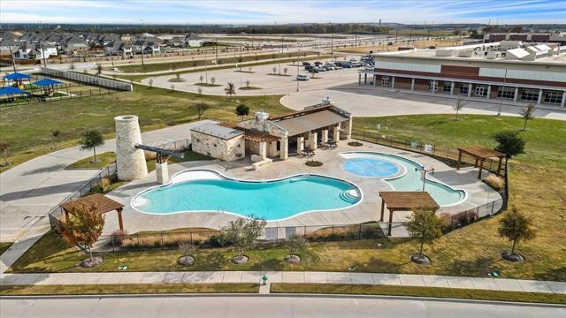 Building Photo - 2418 Askew Dr