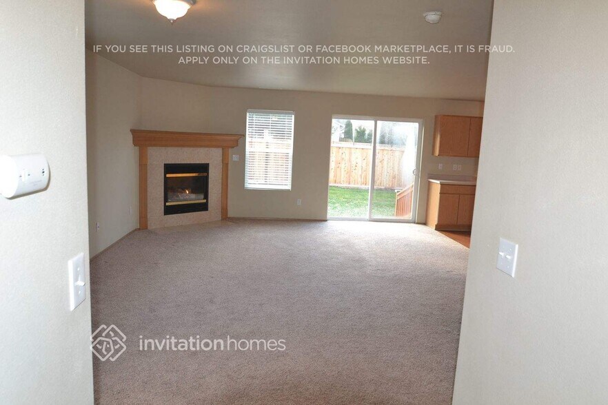 Building Photo - 9502 187 St Ct E