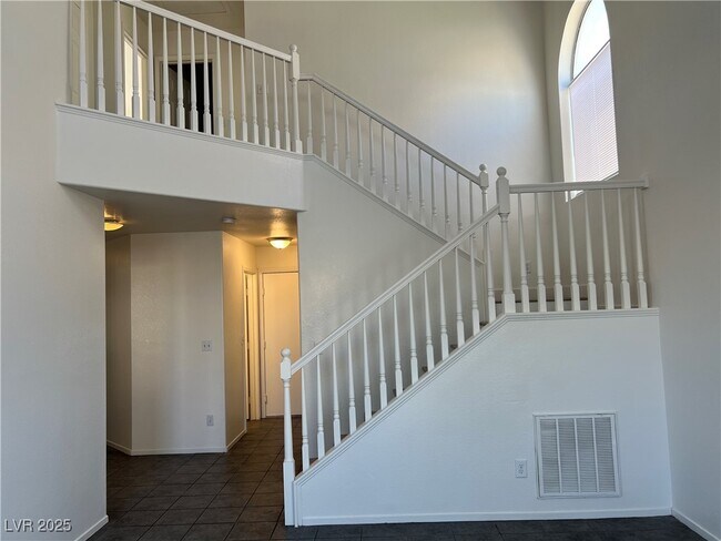 Building Photo - 8104 Hercules Dr