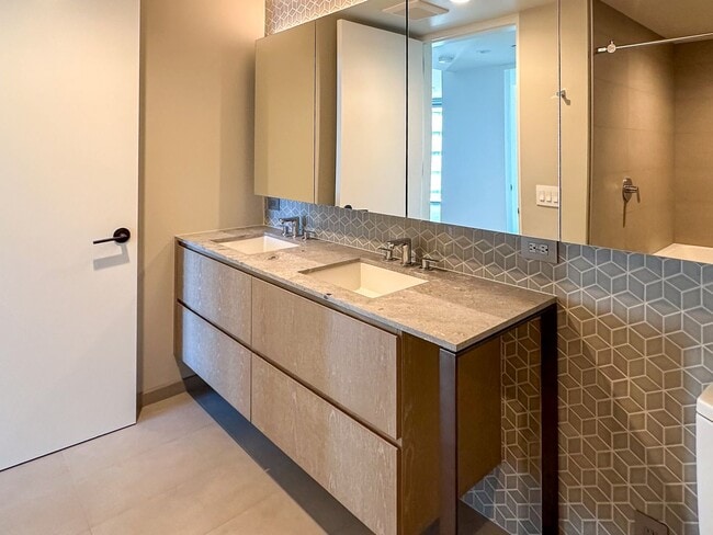 Building Photo - Koula high floor ocean view 1 bedroom 1 Bath 1 Parking unit for rent