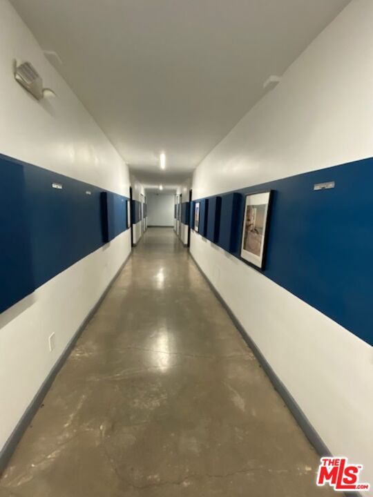 Building Photo - 7045 Hawthorn Ave