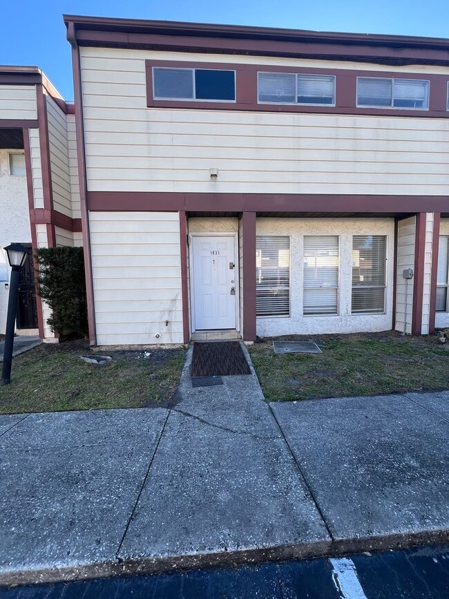 Building Photo - Charming 2-Bedroom, 2-Bathroom Condo — Prime Orlando Location!