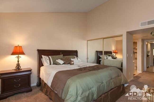 Building Photo - 72384 Ridgecrest Ln