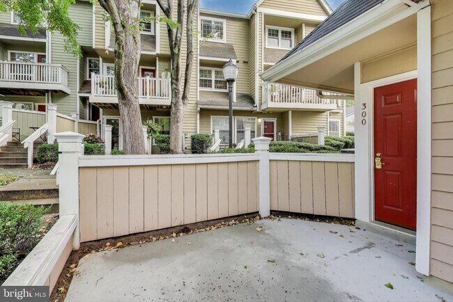 Building Photo - 5801 Inman Park Cir