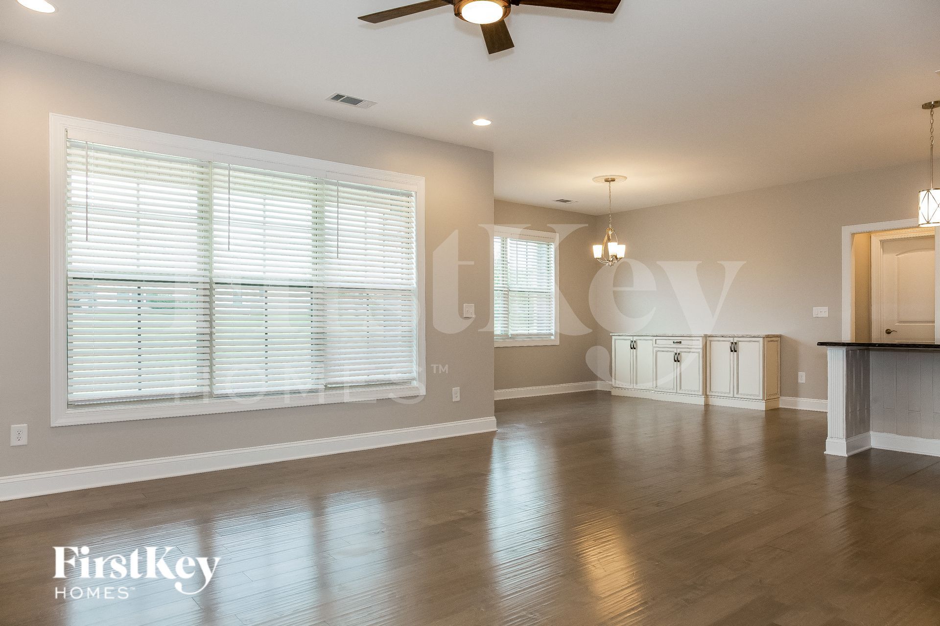 Building Photo - 740 Wood Lily Dr