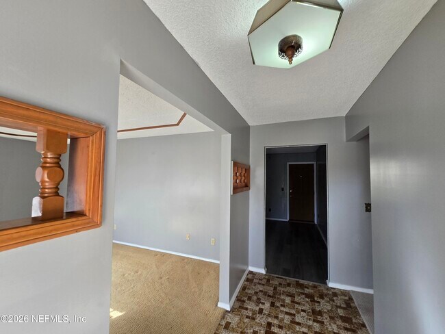 Building Photo - 5639 Sophist Cir N