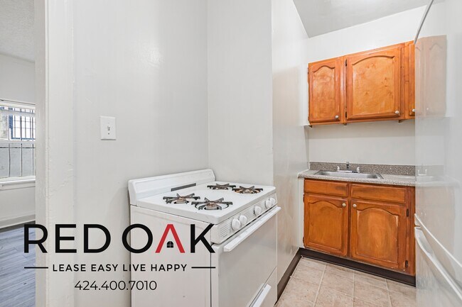 Building Photo - 153 N New Hampshire Ave