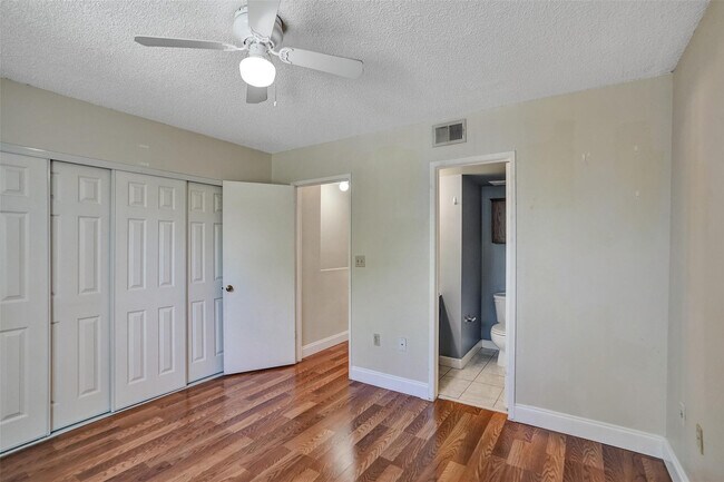 Building Photo - 3861 NW 90th Ave