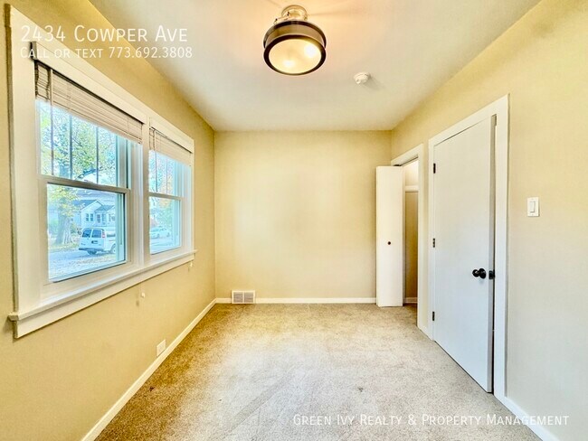 Building Photo - 2434 Cowper Ave