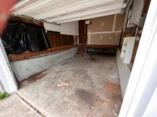 Building Photo - 6004 N Gregory Dr