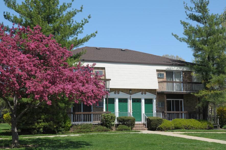 Primary Photo - North Brunswick Manor