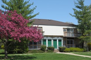 Building Photo - North Brunswick Manor