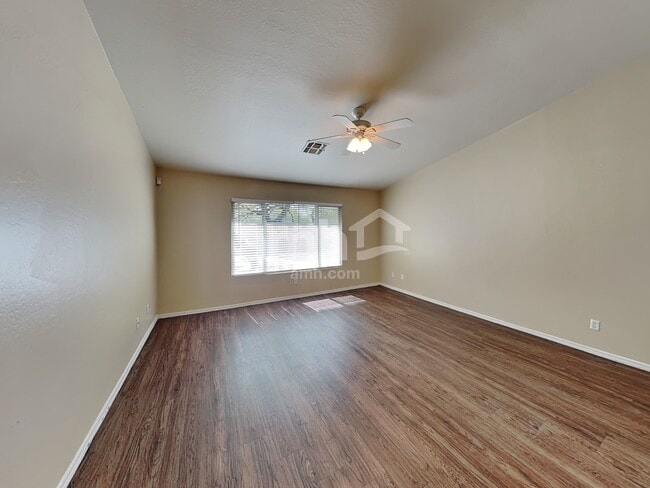 Building Photo - 2510 N 106th Ave