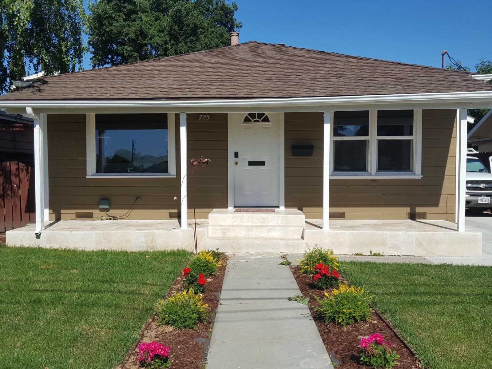 Building Photo - 725 3rd Ave