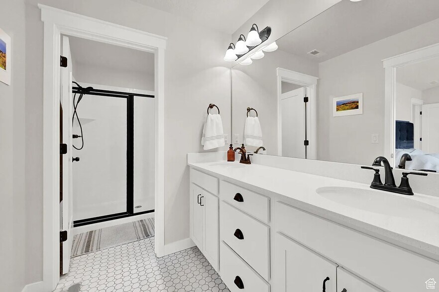 Building Photo - 791 W 2150 N