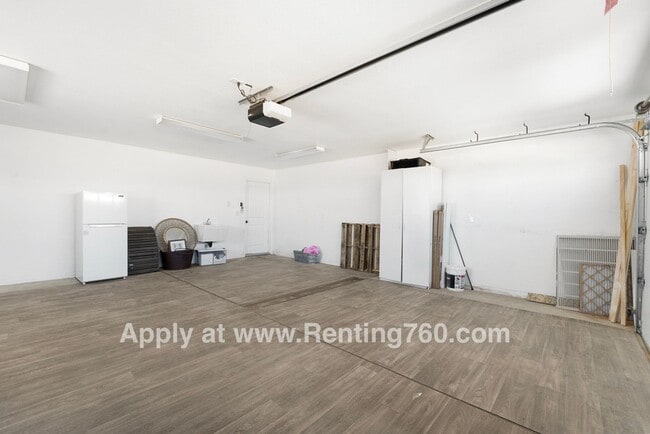 Building Photo - 321 Bonita Ave