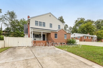 Building Photo - 7412 Marc Dr
