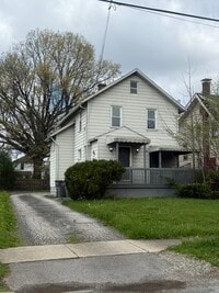 Building Photo - 126 Wesley Ave