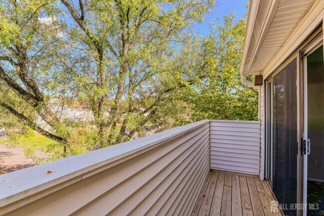 Building Photo - 920 Merritt Dr