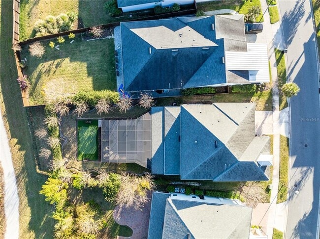 Building Photo - 9374 Reymont Street