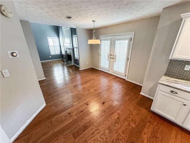 Building Photo - 1344 Treewood Trail