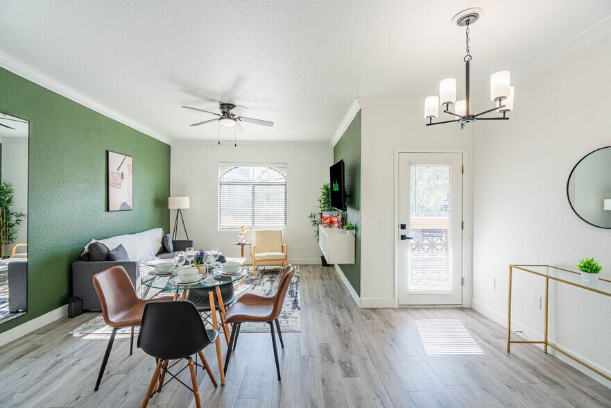 Building Photo - 2155 S 55th St