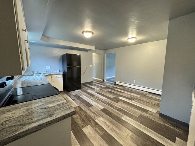 Building Photo - 1491-1493 Harvey St