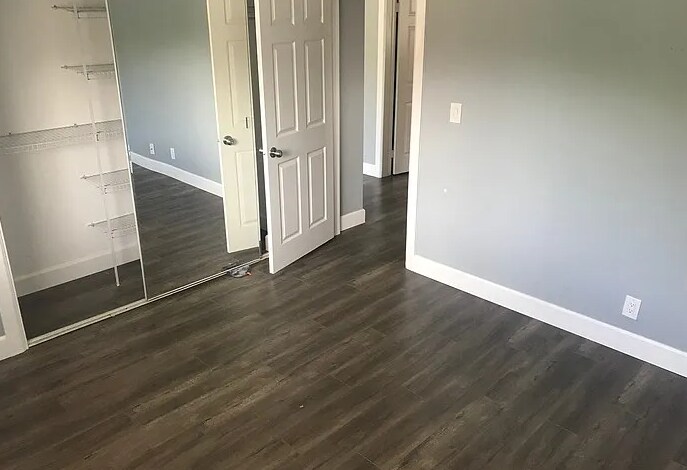 Building Photo - 212 S Avenue 58