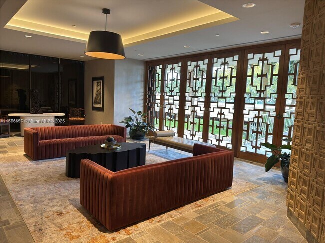 Building Photo - 11113 Biscayne Blvd