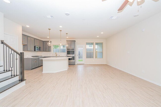 Building Photo - 10303 Harmon Smith Dr.