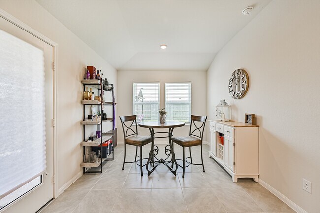 Building Photo - 10409 Deussen Ln