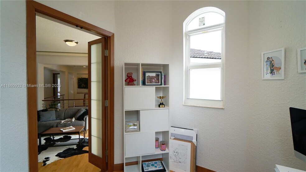 Building Photo - 7031 NW 113th Ct