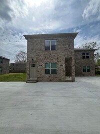 Building Photo - Jacksonville Duplex