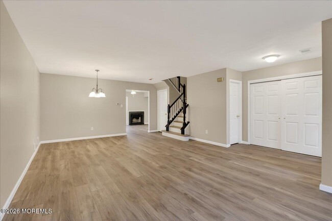 Building Photo - 251 Sugar Maple Ct