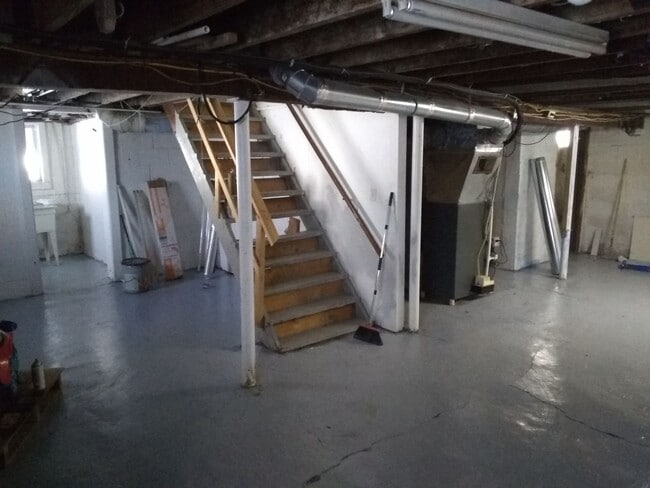 Building Photo - 4337 Brooke St