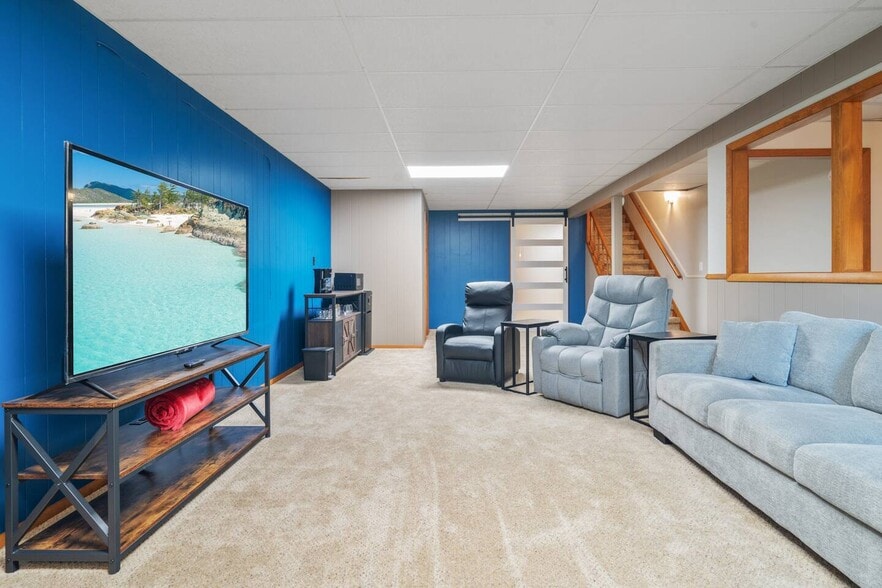 Building Photo - 1212 Circle Dr