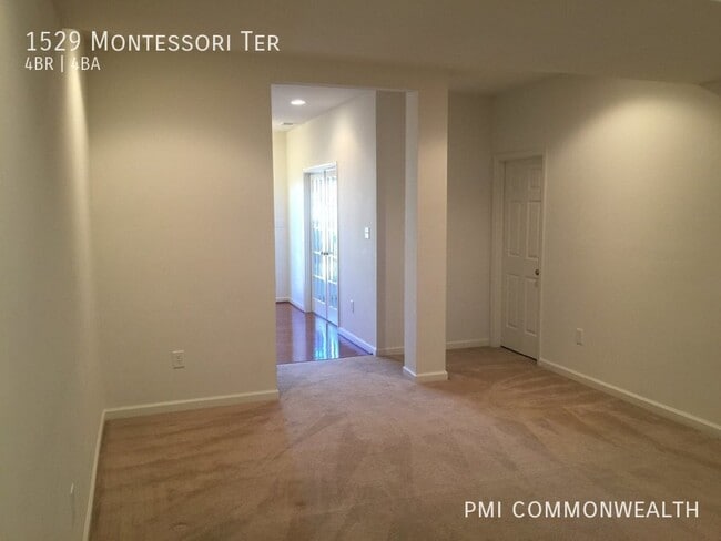 Building Photo - 1529 Montessori Ter