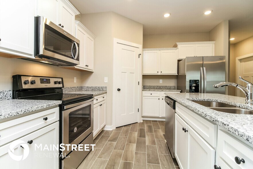Building Photo - 5344 Nancy Seward Dr