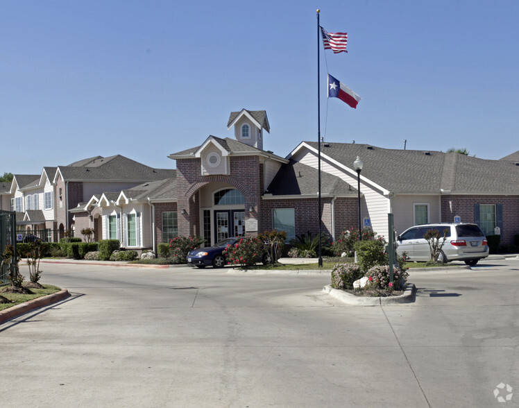 Quail Ridge - 645 Highway 290 E Hempstead TX 77445 | Apartment Finder