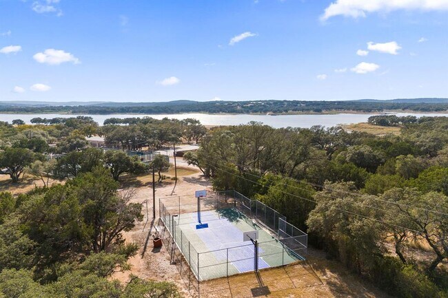 Building Photo - 20807 Boggy Ford Rd