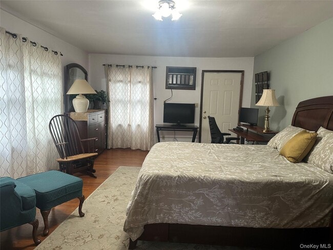 Building Photo - 32 Old Rte 199