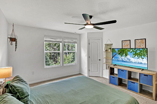 Building Photo - 2 bedroom 2.5 townhome in St. Johns for rent.