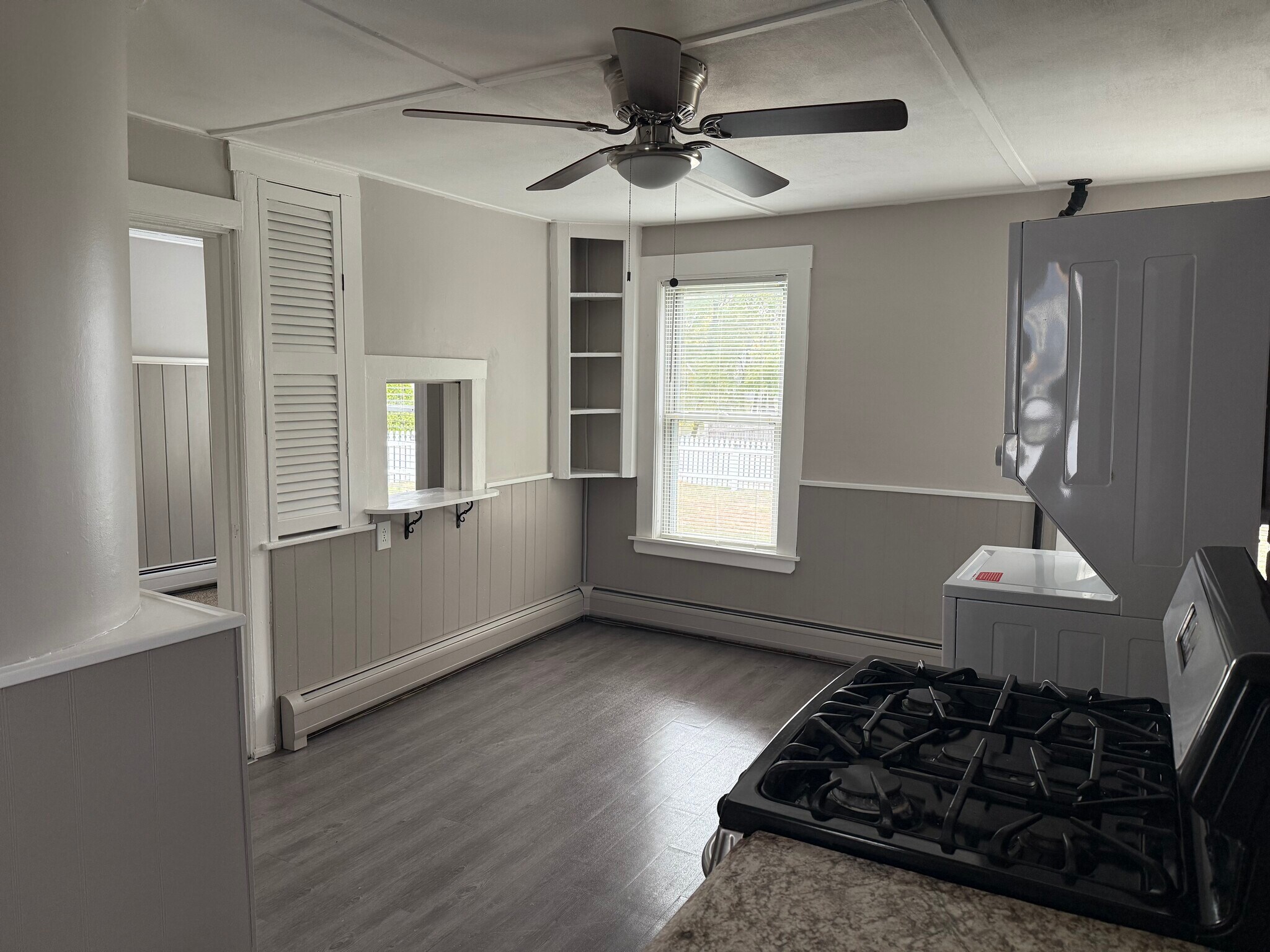 Building Photo - 71 Keeley St