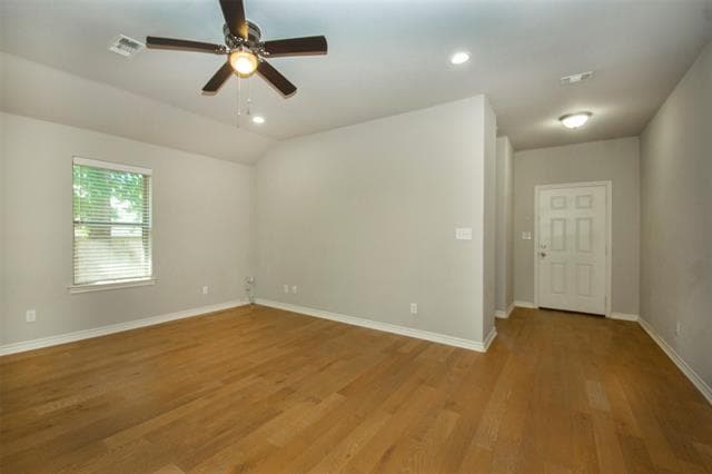 Building Photo - 1403 Southridge Ln