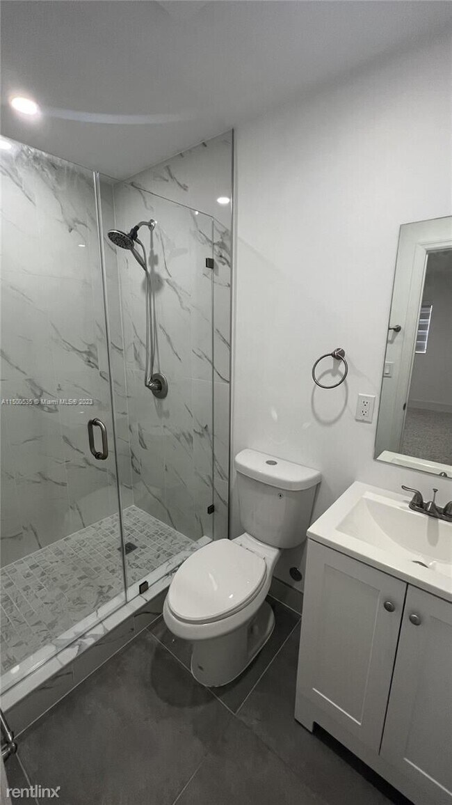 Building Photo - 3 br, 2 bath House - 12333 SW 27th St # 0